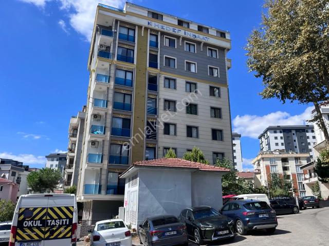 Karlıktepe'de Deniz Manzaralı, Çift Cepheli 3+1 Daire