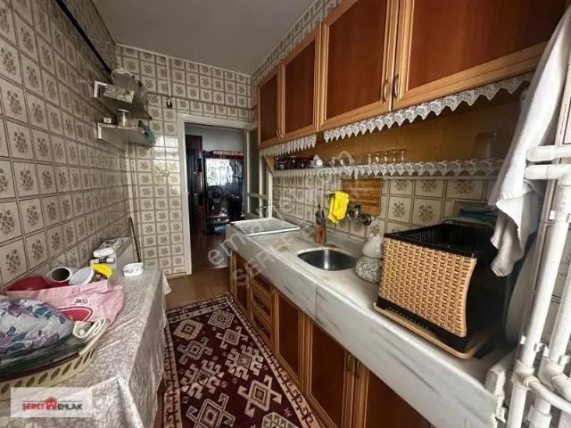 Karlıtepe'de Satılık 2+1 Daire, 80m², Merkezi Konum