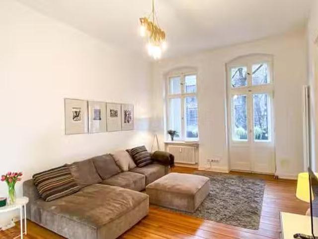 Karla hübsches Apartment für einen wunderbaren Moment in Ber.