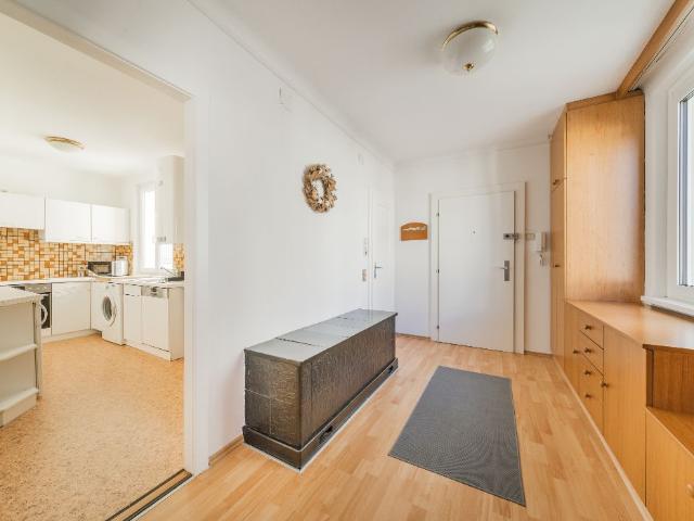 Karmeliterviertel 6 Guest WiFi Smart TV, Vienna Amsterdam Apartments for Rent