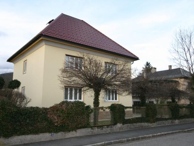 Kärnten / Villach: Stadtvilla in Villach Lind mit großem Grundstück