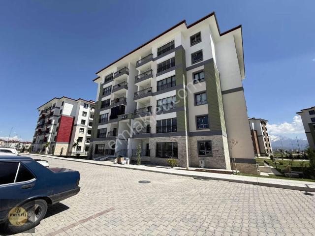 Karpuzatan Tokide Kiralık 3+1 Sıfır Daire