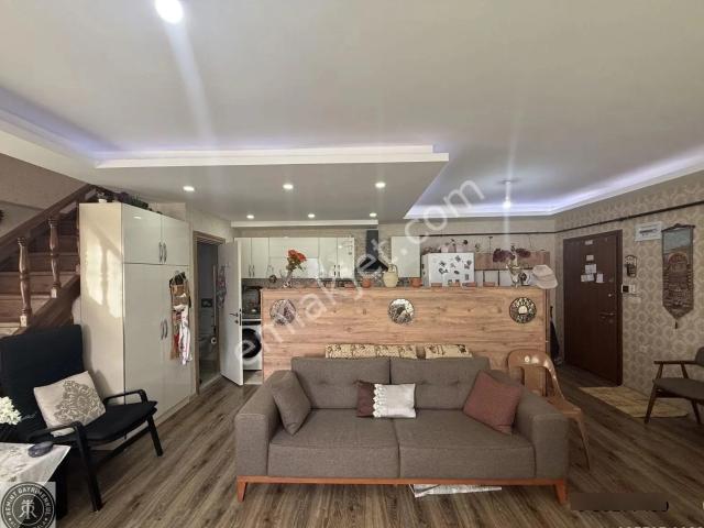Karslılar Mahallesinde Yeni Bina 3+1 Açık Mutfak Çift Banyo Dubleks Doğalgazlı Cazip Fiyat Kaçmaz…