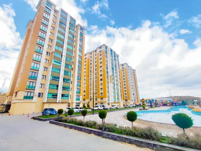 Kastamonu Emlak Gayrimenkul Kuzeykent Ada Sitesinde Kiralık 2+1