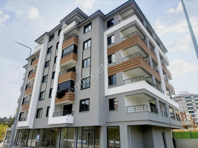 Kastamonu Emlak Gayrimenkul Kuzeykent'te Sıfır Kiralık 2+1 Daire