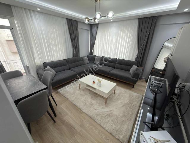 Kasaplar Mah. Satılık İçi Yeni Tadılatlı Arakat Geniş 2+1 Daire