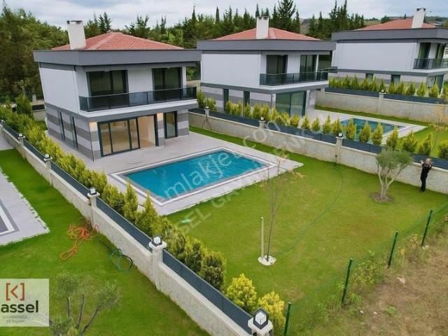 [kassel Yapı] 500m2 Arsa 200m2 Hobi Bahçeli Havuzlu Villa