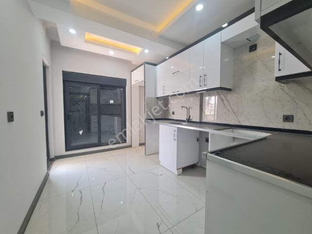 Katta Asansörlü Lüks 2+1 100m2 Kupon Daire