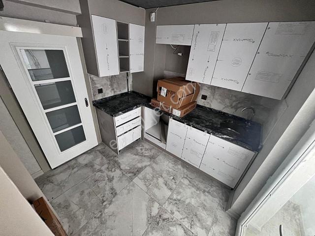 Kat Konumu Sıfır Ultra Lüx Okul/pazar/otobüs Dibi Şok Fiyat Acil