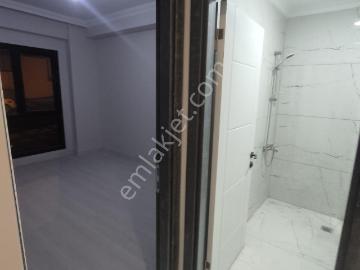 Katılım Ve Krediye Uygun Arnavutköy Haraççı Karlıbayırda Sitede Satılık 2+1 Ara Kat Daire