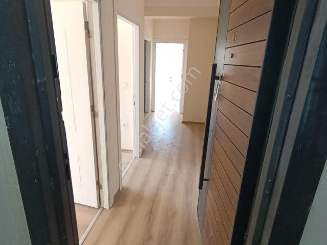 Katılım Ve Krediye Uygun Arnavutköy Nenehatun Sitede Satılık 1+1 Yüksek Giriş Kat Daire