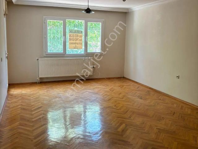 Kate Gayrimenkulden Girne Bulvarında 3+1 Daire Kiralıktır