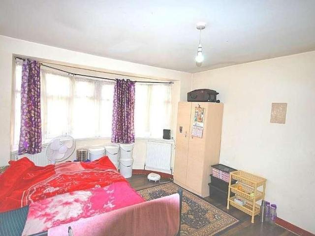 Kathleen Avenue, Wembley, Middlesex, HA0