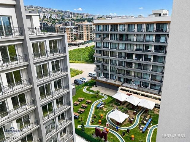 KATİP ÇELEBİ ÜNİV. KARŞISINDA SİTE İÇERİSİNDE SATILIK 1+1 DAİRE