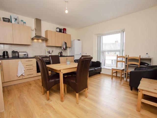 Katie Road, Birmingham, West Midlands B29, 3 bed shared accommodation to rent, £585 pcm | PrimeLocation