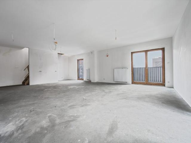 Sprzedam dwupoziomowy apartament 111 m² z tarasem i parkingiem