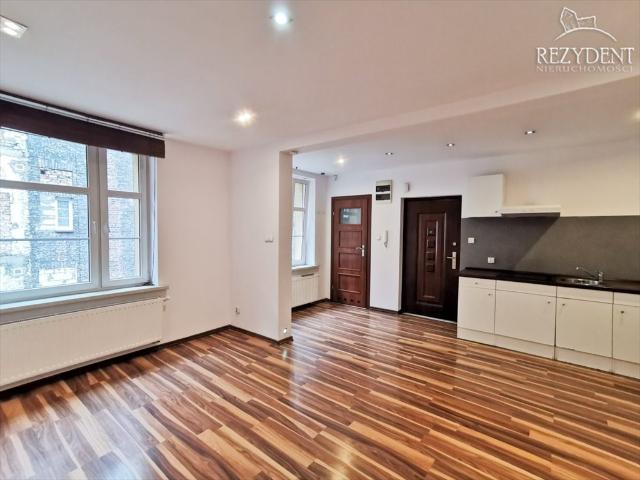 Mieszkanie 45 m² w Katowicach centrum z aneksem kuchennym