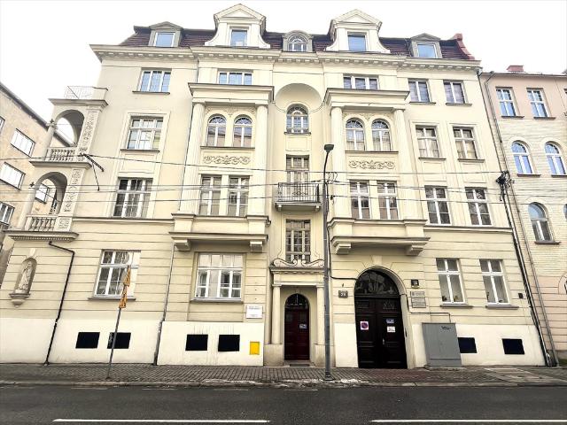 Mieszkanie 86 m² w Katowicach 3 pokoje, duża kuchnia