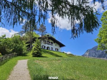 KAUFANBOT VORLIEGEND: Haus in einzigartiger Alleinlage mit toller Aussicht!