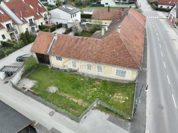 Kaufe jetzt Geschichte! Rarität mit 8 Zimmern in Gaaden zu verkaufen!