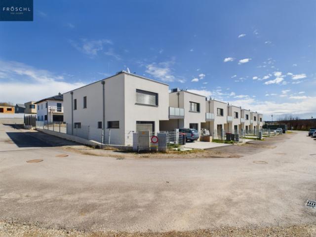 KÄUFERPROVISIONSFREI Wolkersdorf TOP Reihenhaus 5 mit herrlichem Garten klimaaktiv GOLD Haus