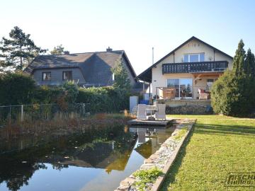 Kaum Energiekosten! EINFAMILIENHAUS MIT SCHWIMMTEICH und großem Grundstück
