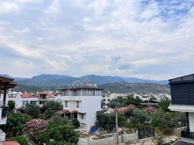 Kavuşturan Emlak'tan Güre'de Denize 300 Metre 3+1kiralk Müstakil