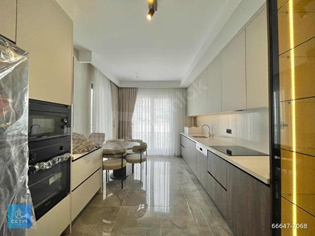 KAVACIK MODERN ÇİFT BLOKLU 3.KAT KAPALI GARAJLI 2+1 LÜX DAİRE