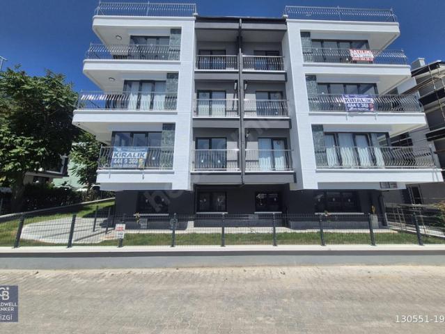 KAVACIK SUBAYEVLERİ YENİ BİNADA SATILIK 2+1 DAİRE