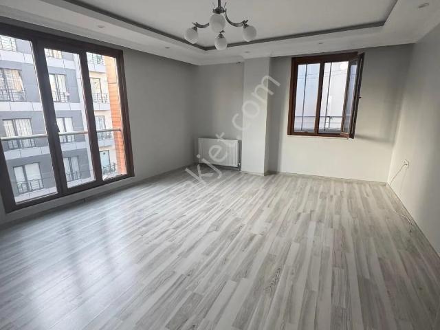 Kavaklı'da Kiralık 3+1 Daire