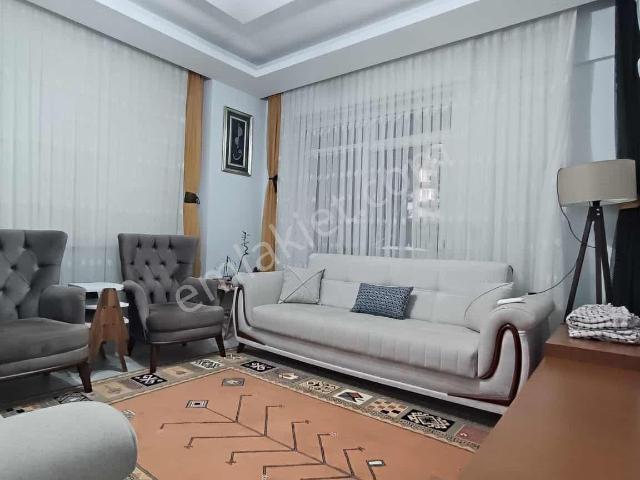 Kavaklı Mahallesinde Satılık 2,5+1 Daire