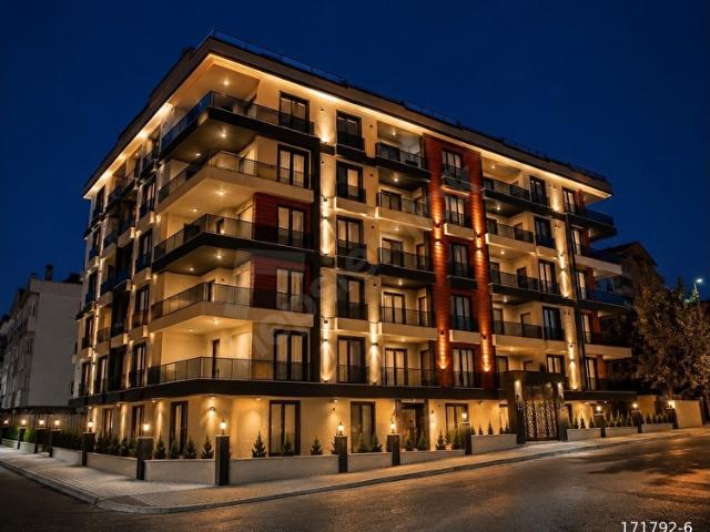 KAVAKLIDA MÜSTAKİL BAHÇE AYRICALIKLI SIFIR 2+1 ÖZEL DAİRE