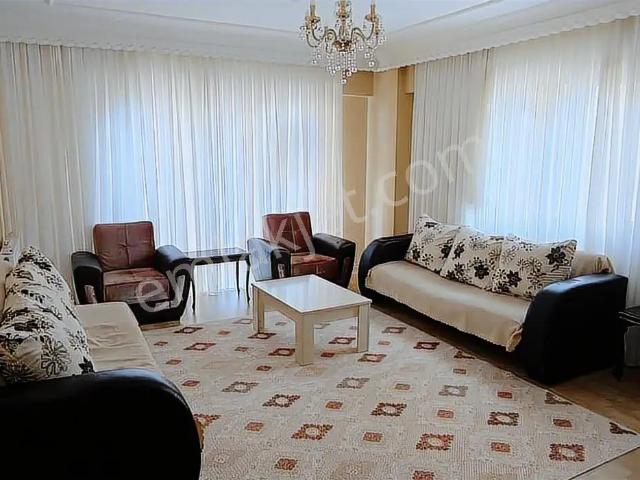 Kavakpınar Mah Ferah Temiz Arakat Balkonlu 3+1 Daire