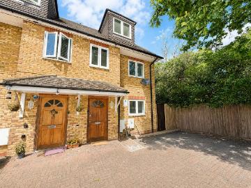 Kavan Gardens, Cranford TW5, 5 bed end terrace house to rent, £3,200 pcm | PrimeLocation