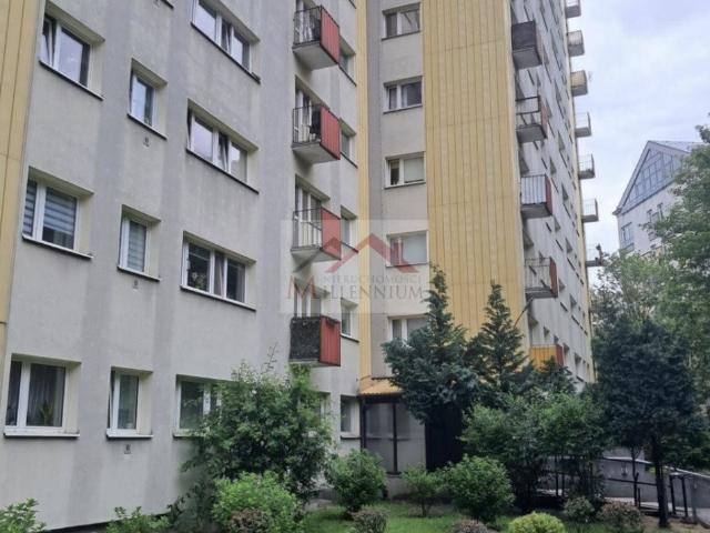 Kawalerka 20 m² w Warszawie blisko centrum i komunikacji