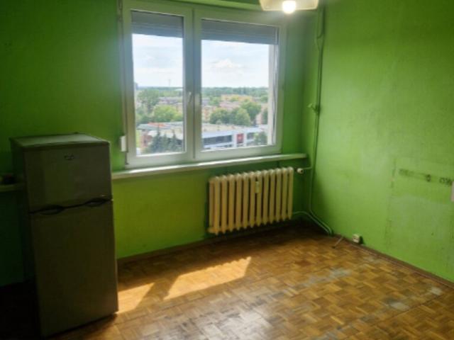 Do sprzedania kawalerka 24 m² z roletami i piwnicą