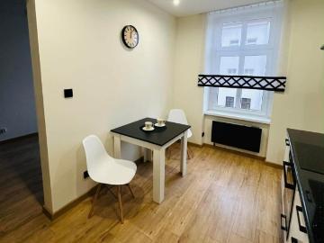 Kawalerka 25,95 m2 z niskimi kosztami i dużym potencjałem