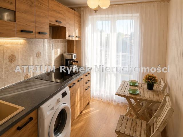 Na sprzedaż kawalerka 25 m² z kominkiem i możliwością gazowego ogrzewania