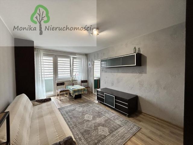 Kawalerka 30,19 m² z balkonem, odświeżona, z komórką