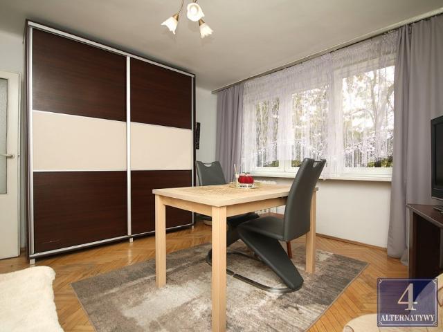 Kawalerka 30 m² w Tarnowie centrum, pełna infrastruktura
