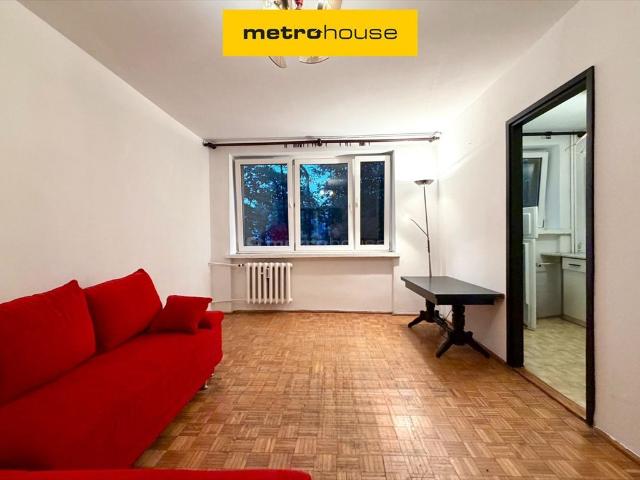 Kawalerka 30 m² z dużymi oknami, blisko PKP polecam!