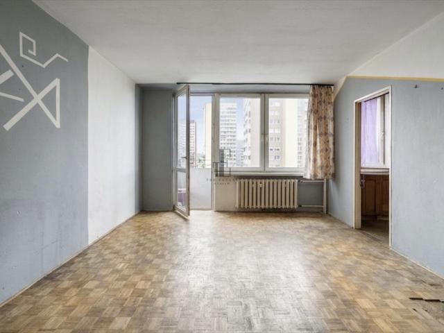 Kawalerka 32,4 m² z balkonem, do remontu polecam!