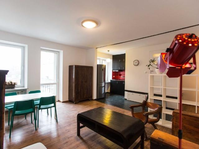 Kawalerka 34 m² przy Ronda Wiatraczna funkcjonalna i słoneczna