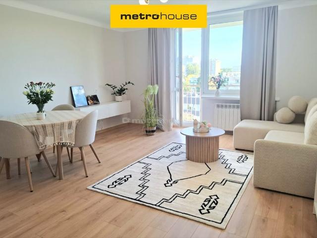 Kawalerka 36 m² nowoczesny remont balkon centrum Kielc