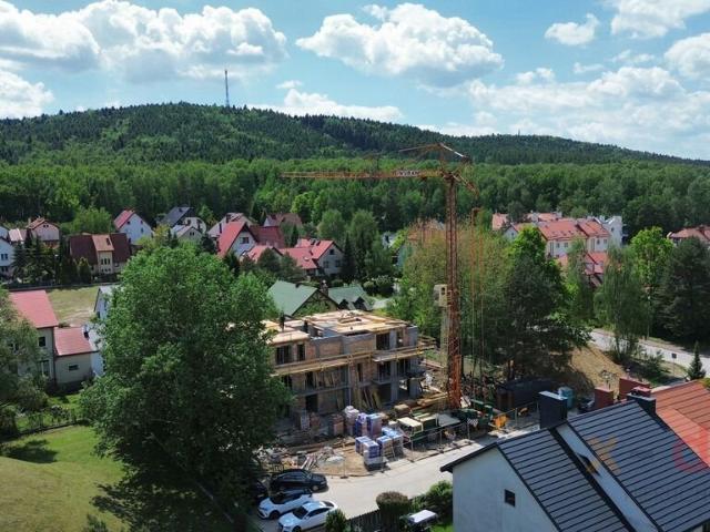 Sprzedam kameralne mieszkanie 3 pok. z antresolą i balkonem