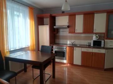 Kawalerka do wynajęcia, małopolskie Kraków Krowodrza Kluczborska, 2100 PLN, 30 m2, domy gratka 48002863