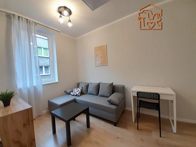 Kawalerka do wynajęcia, Chorzów Centrum Cmentarna, 1050 PLN, 20 m2, domy 38870/4034/OMW
