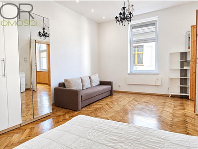 Kawalerka do wynajęcia, Kraków Stare Miasto św. Sebastiana, 2500 PLN, 45 m2, domy 169/3949/OMW