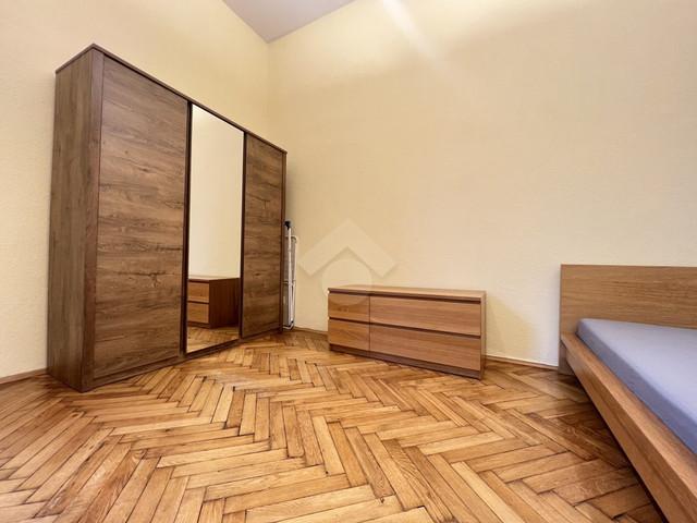 Kawalerka do wynajęcia, Kraków Stare Miasto Stare Miasto historyczne Sarego, 2800 PLN, 42 m2, domy KRMH1/0163