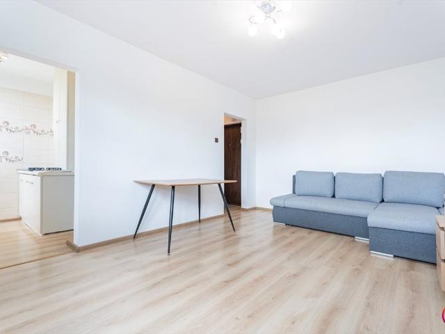 Kawalerka po remoncie z balkonem i komórką polecam!